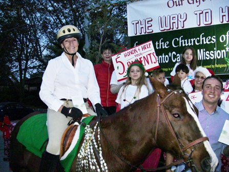 Volunteers from the Scientology Church and Missions of Sacramento at this year’s Parade of Lights at the The 34th annual “Christmas in the Village” celebration sponsored by the Fair Oaks Chamber of Commerce 