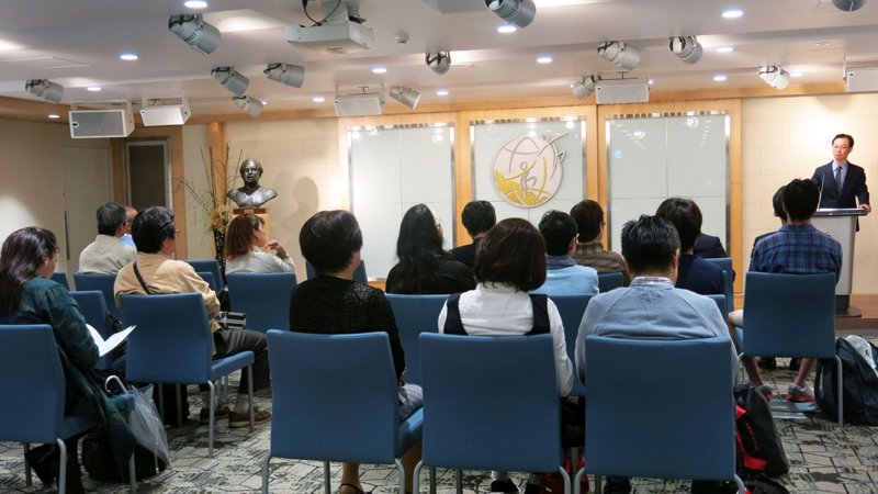 Community drug prevention open house and forum at the Church of Scientology Tokyo is one of many held on International Day Against Drug Abuse and Illicit Trafficking in Scientology Churches around the world.