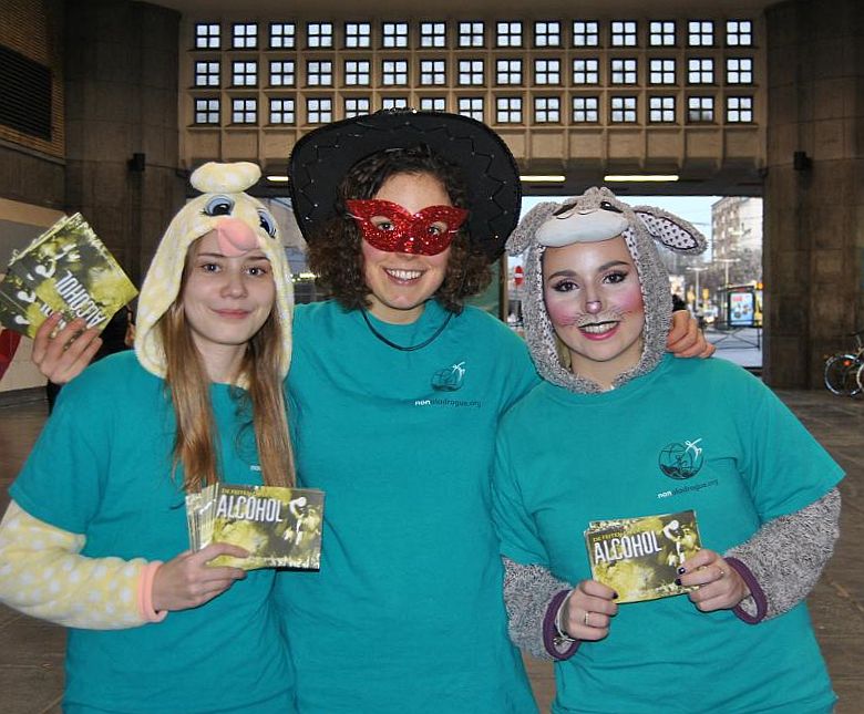 Truth About Drugs volunteers from the Brussels branch of the Churches of Scientology for Europe 