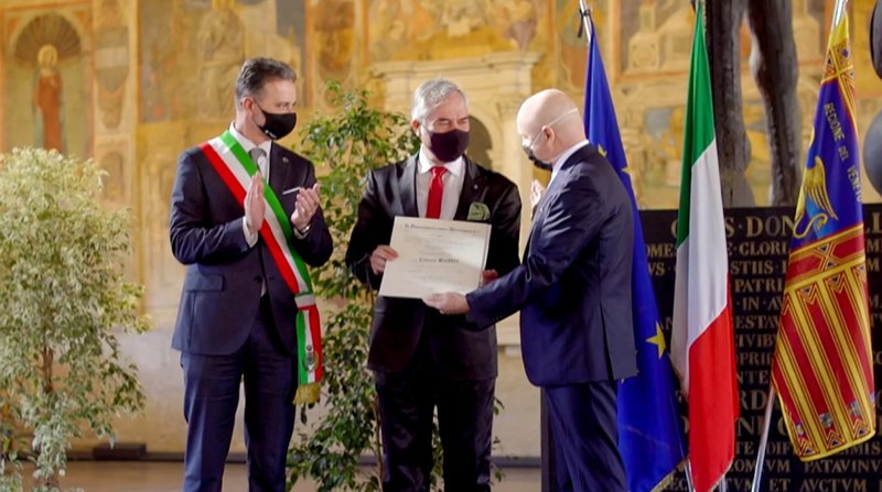 The Volunteer Ministers of Italy were recognized by the President of Italy