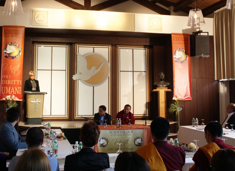 The Church of Scientology Padova released a new publication, Scientology: How We Help—United for Human Rights, Making Human Rights a Global Reality, at a conference May 25, 2013, held in honor of the Venerable Tenzin Bagdro, a Tibetan monk and champion of Tibet independence.